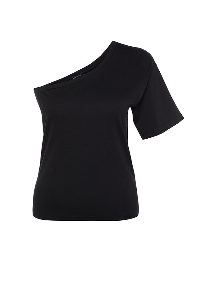 trendyol - Black Asymmetrical Collar 100% Cotton Single Sleeve Basic Knitted T-Shirt TWOSS23TS00379 - Image 1