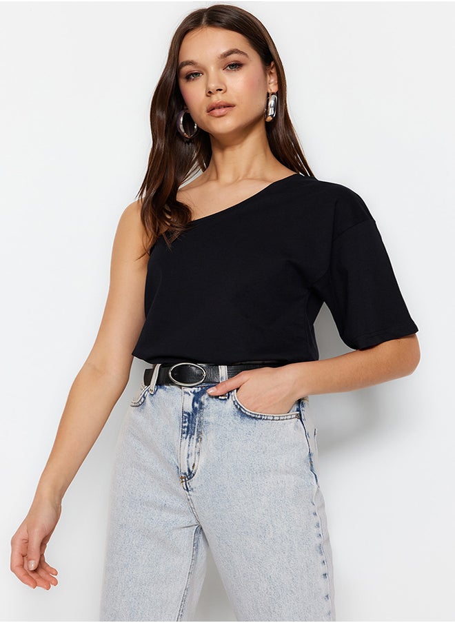 trendyol - Black Asymmetrical Collar 100% Cotton Single Sleeve Basic Knitted T-Shirt TWOSS23TS00379 - Image 1