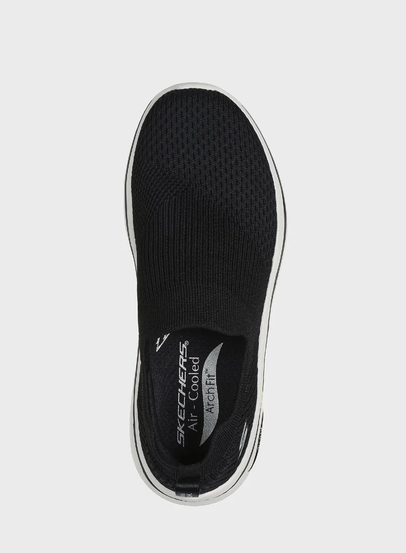 SKECHERS Go Walk Arch Fit 2.0
