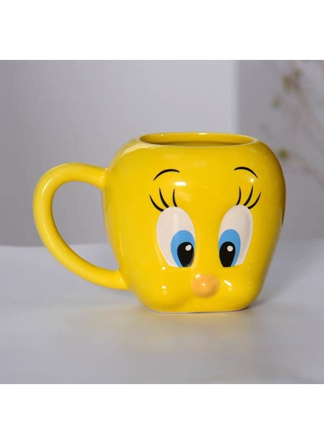Porcelain mug with large handle