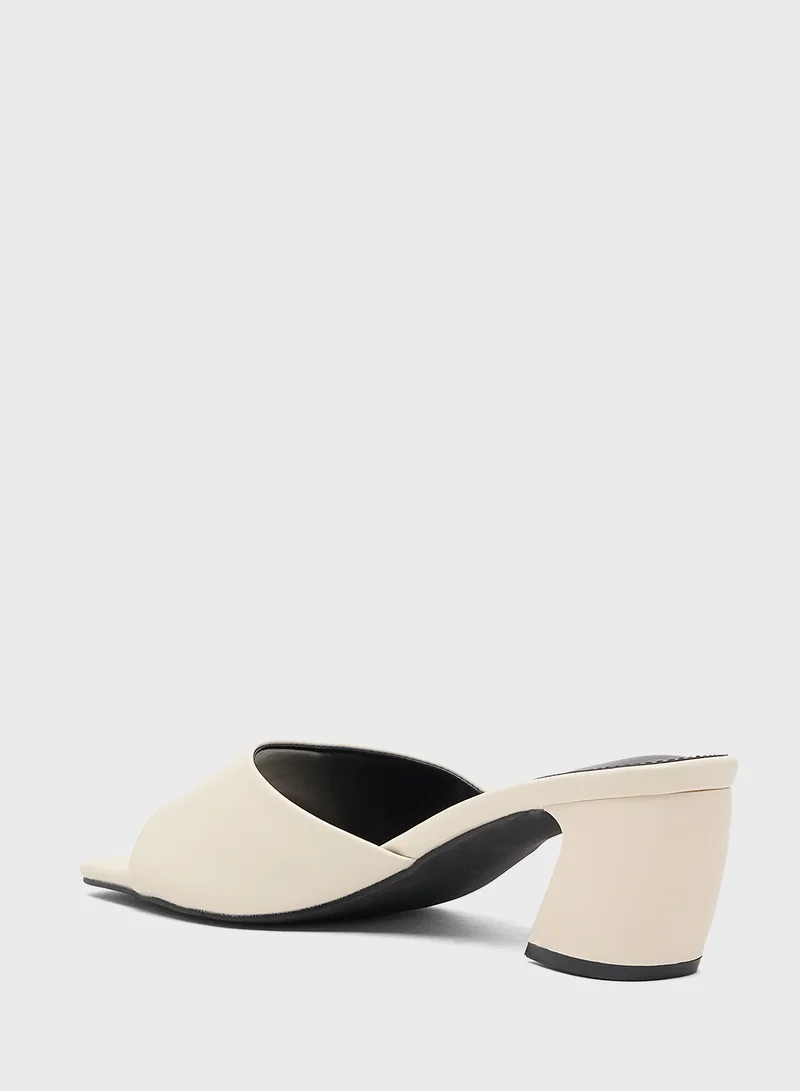 ELLA Mule With Curved Heel