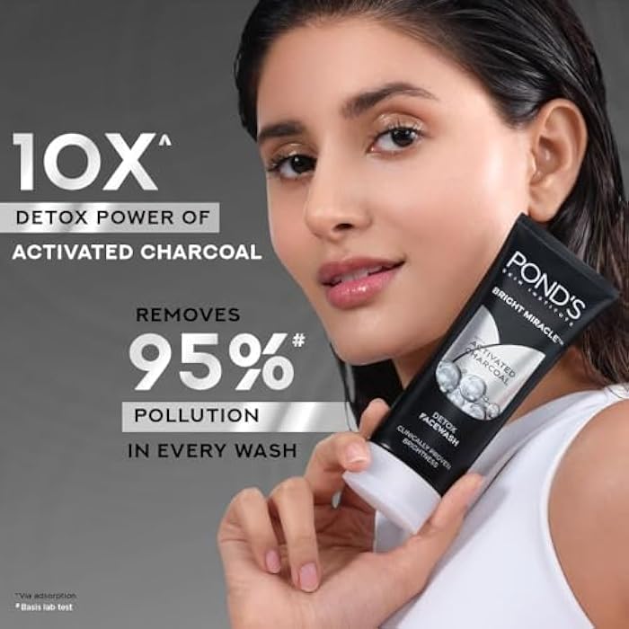 POND'S Bright Miracle With Activated Charcoal Facewash, 100g - Image 4