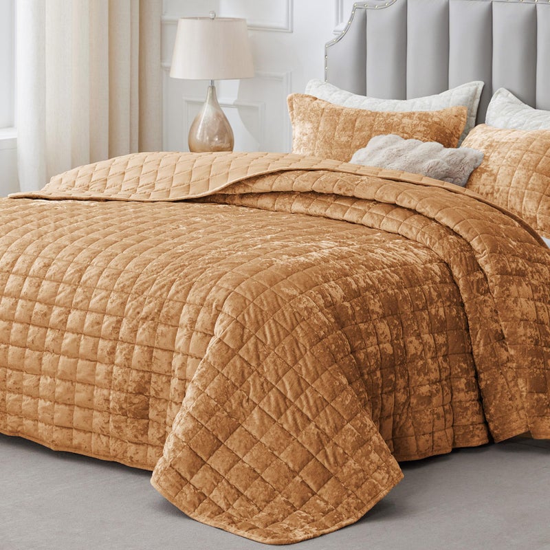 BEDELITE Velvet Quilt Set King Size - Luxury Velvet Comforter Bedding Set 3 Pieces, Lightweight Soft Cozy Shiny Rusty Burnt Orange Oversized Bedspread Coverlet for All Seasons with 2 Pillow Shams - Image 1