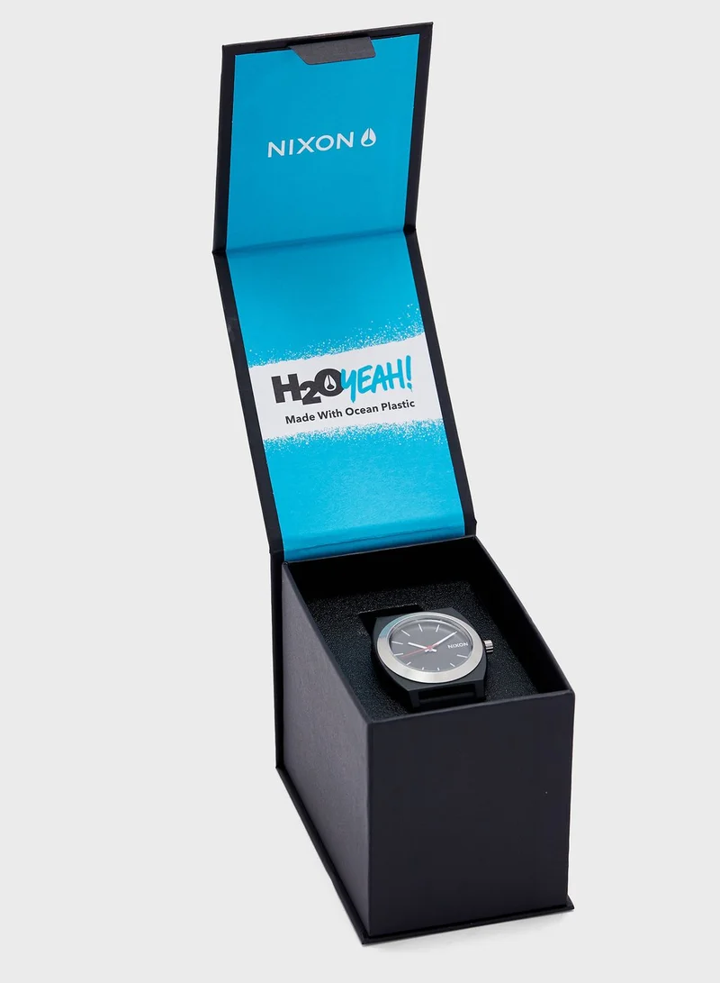 NIXON Time Teller P Watch