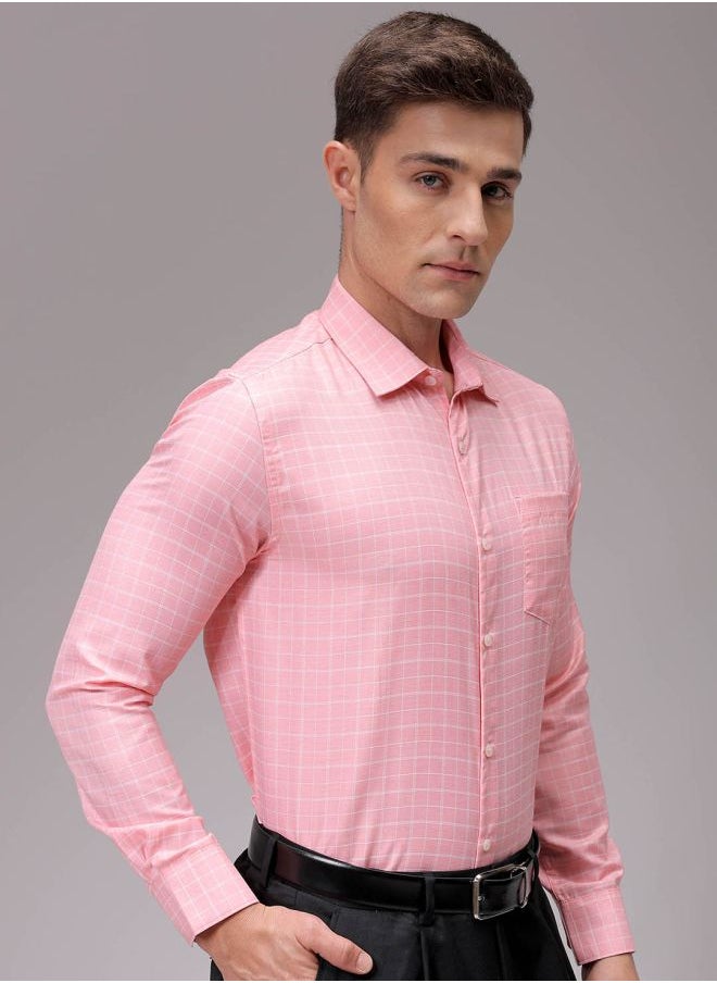 The Indian Garage Co Men Slim Fit Checkered Full Sleeves Cutaway Collar Formal Shirt  - Image 3