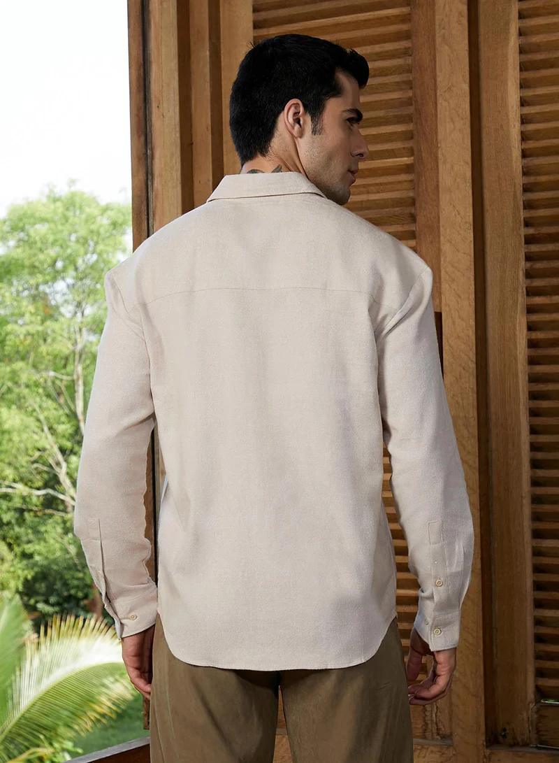 Campus Sutra Campus Sutra Men's Saltbox Beige Modular Solid Shirt For Casual Wear | Spread Collar | Long Cuffed Sleeves | Button Closure | Shirt Crafted With Comfort Fit For Everyday Wear