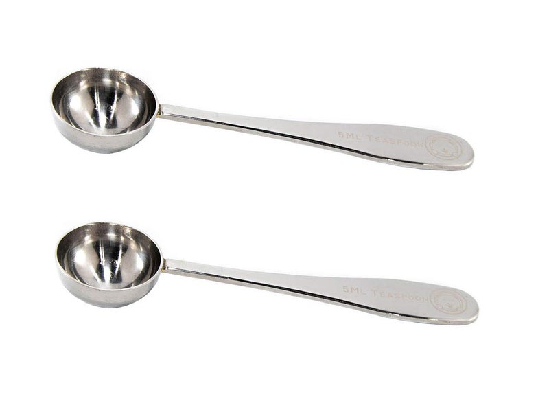 Honey Bear Kitchen 5 ml Teaspoon Measuring Scoop Spoons, Polished Stainless Steel, Set of 2 - Image 1