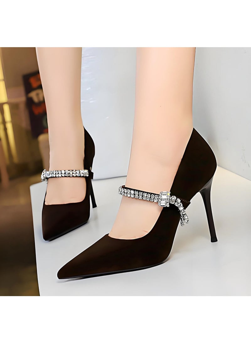 بيج تري المرأة مغلقة أشارت إصبع القدم جلد السويد عالية الكعب مضخات مع حزام الراينست بني داكن 10CM - Image 2