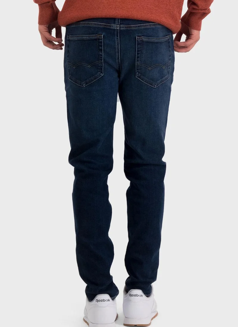 American Eagle Dark Wash Skinny Fit Jeans