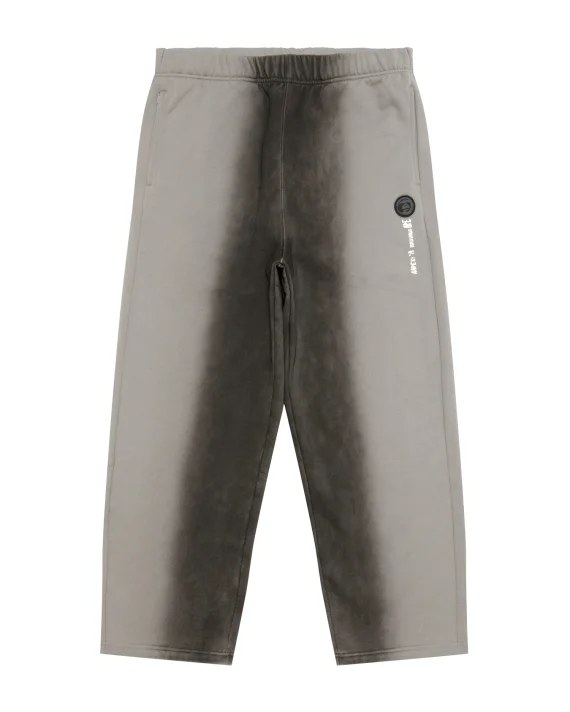 ايه ايه بي إي بنطلون رياضي بشعار مون فيس