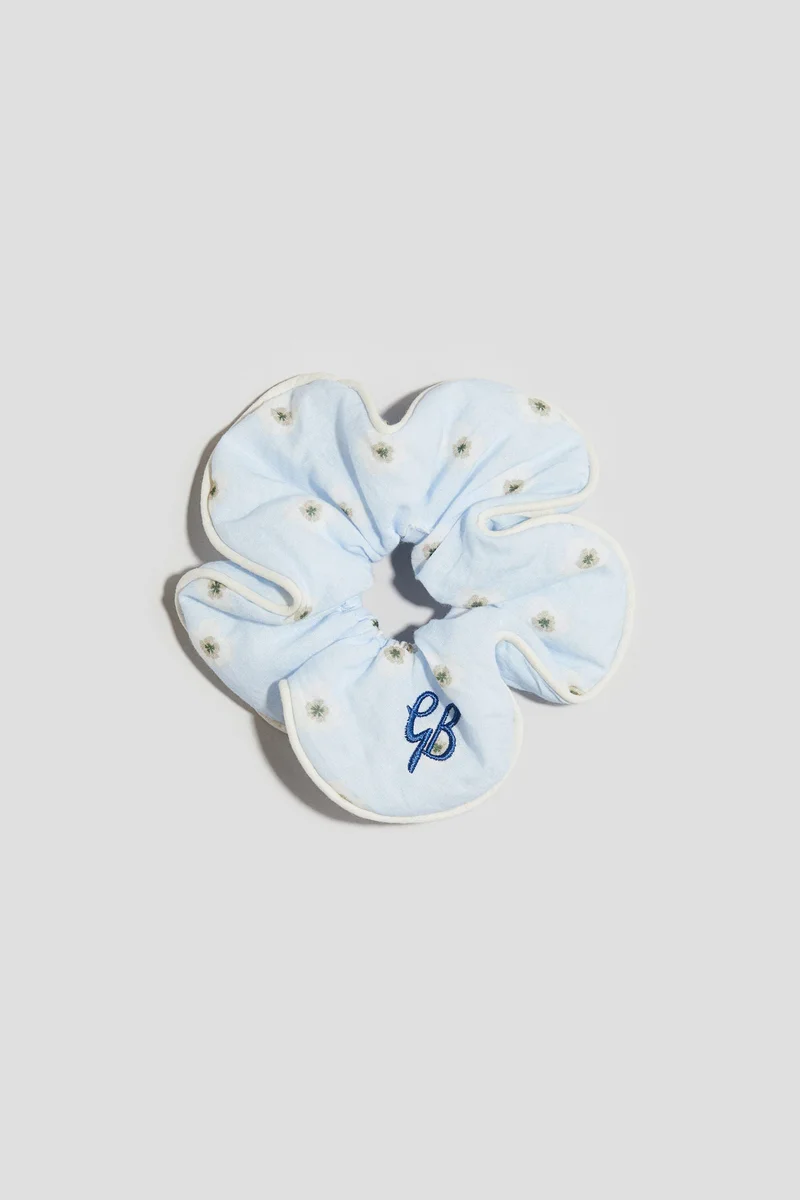 اتش اند ام أربطة شعر منقوشة