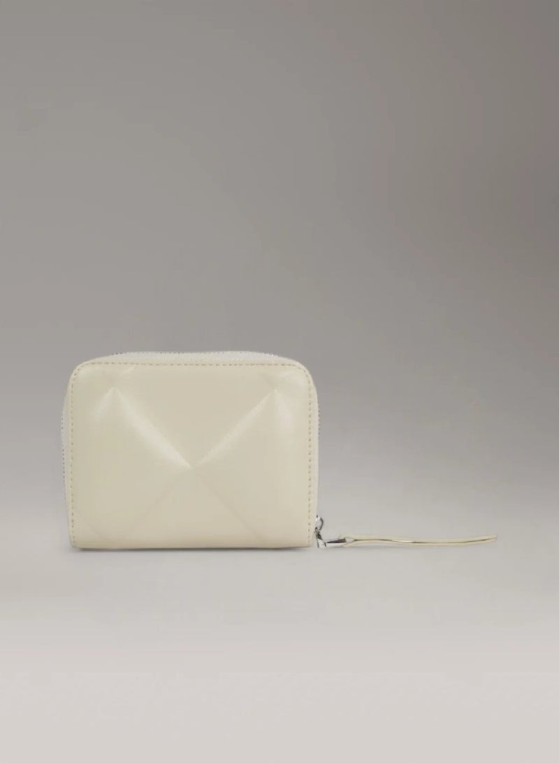 CALVIN KLEIN Zip Arround Wallet - Image 2
