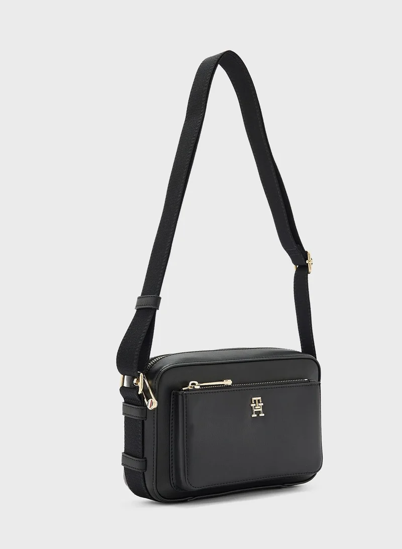 TOMMY HILFIGER Spring Flap Over Crossbody Bag