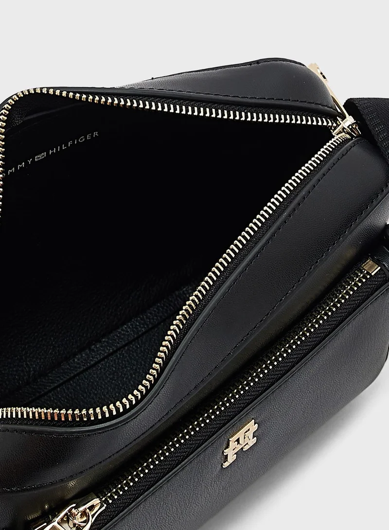 TOMMY HILFIGER Spring Flap Over Crossbody Bag