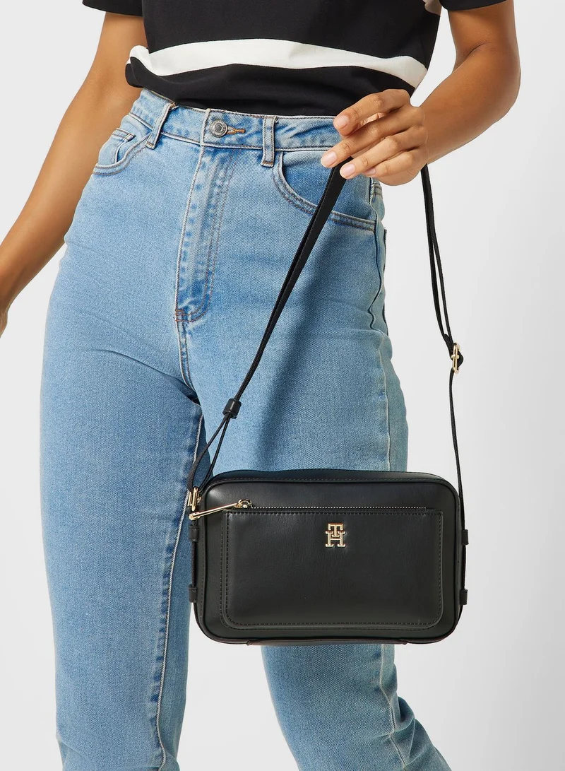 TOMMY HILFIGER Spring Flap Over Crossbody Bag