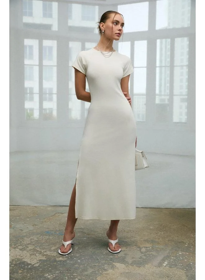 GRIMELANGE POPART Women's Soft and Flexible Fabric Bicycle Collar Slit-Detail Long White Dress.