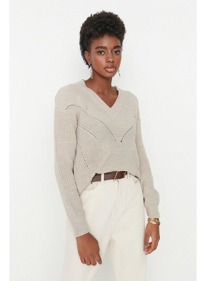 trendyol Openwork/Perforated V-Neck Knitwear Sweater TWOAW21KZ0690 - Image 5