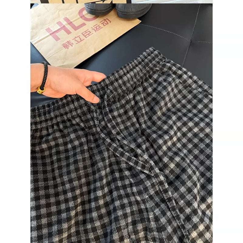Men's Vintage Plaid Shorts - Image 2