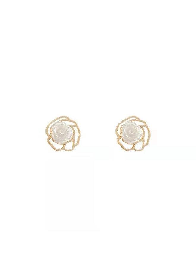 Goolsky أقراط كاميلية فرنسية بيضاء للنساء - تصميم هول مفرغ أنيق من الفضة النقية، زخارف كاميلية مفرغة من فضة S925 مضادة للحساسية، مناسبة للمكتب، الاستخدام اليومي، حفلات الزفاف، واحتفالات عيد الفطر - Image 1