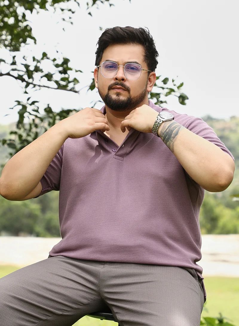 انستافاب بلس Instafab Plus Men Block Textured-Knit Polo T-Shirt | Jacquard Polo Neck , Short Cuff Sleeves | Half-Button Closure , Straight Hem | Colourblock Jacquard | Knit Fabric For Casual & Daily Wear | Mauve