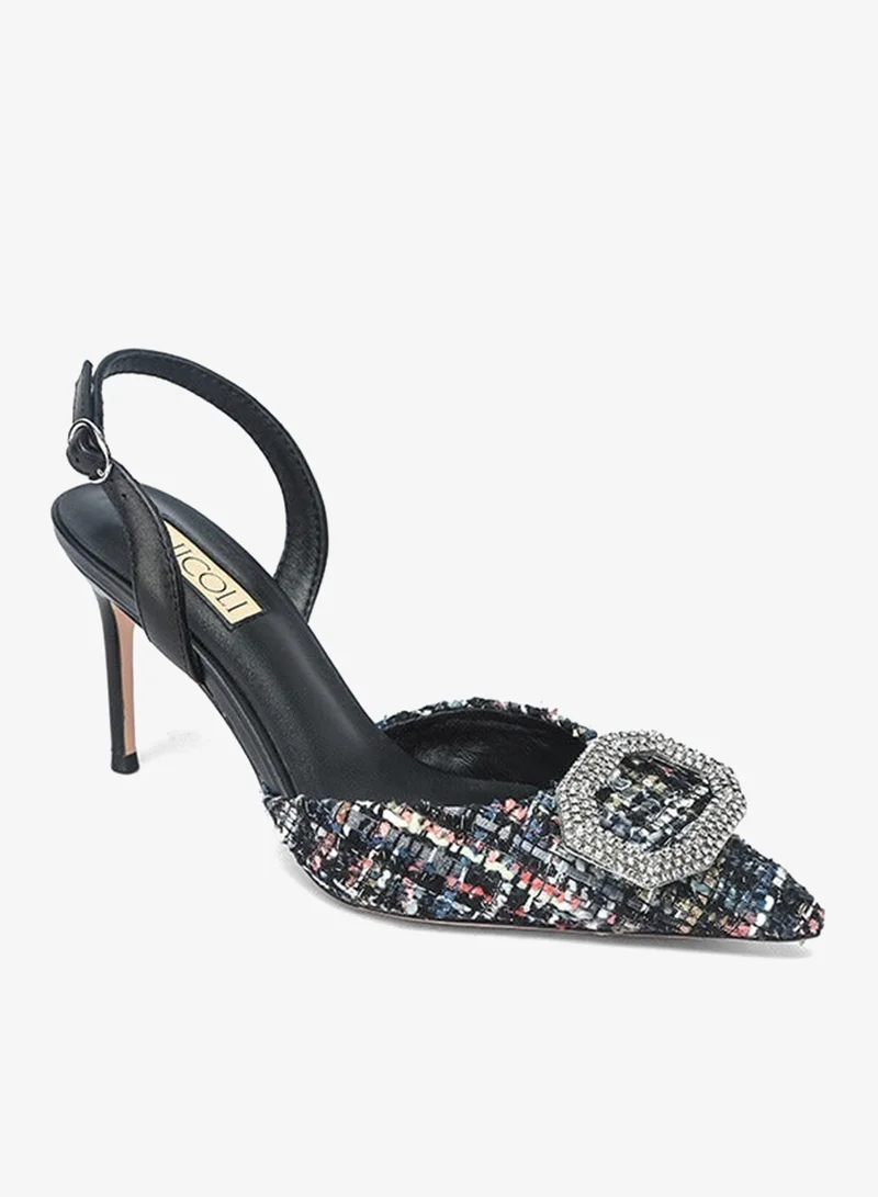 نيكولي أنينا