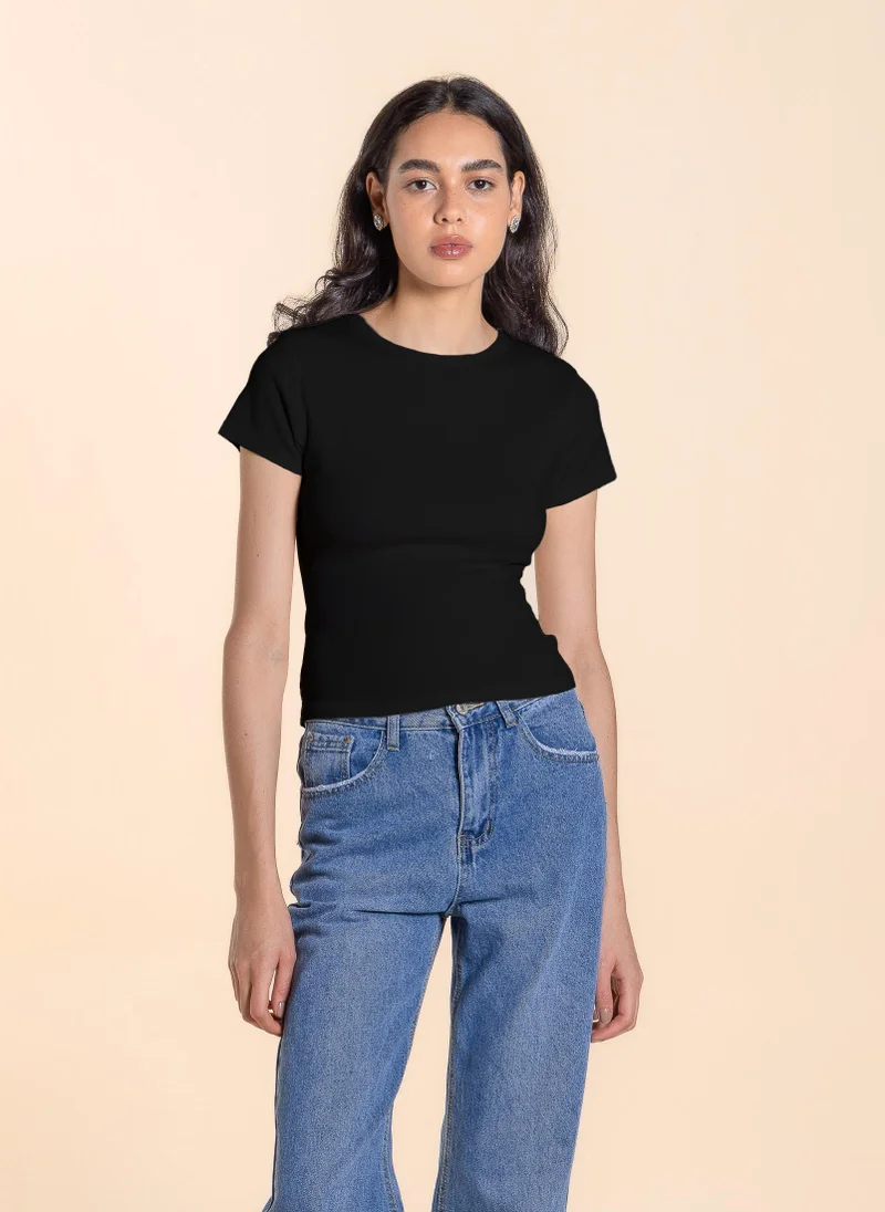 BASIC FITTED T-SHIRT