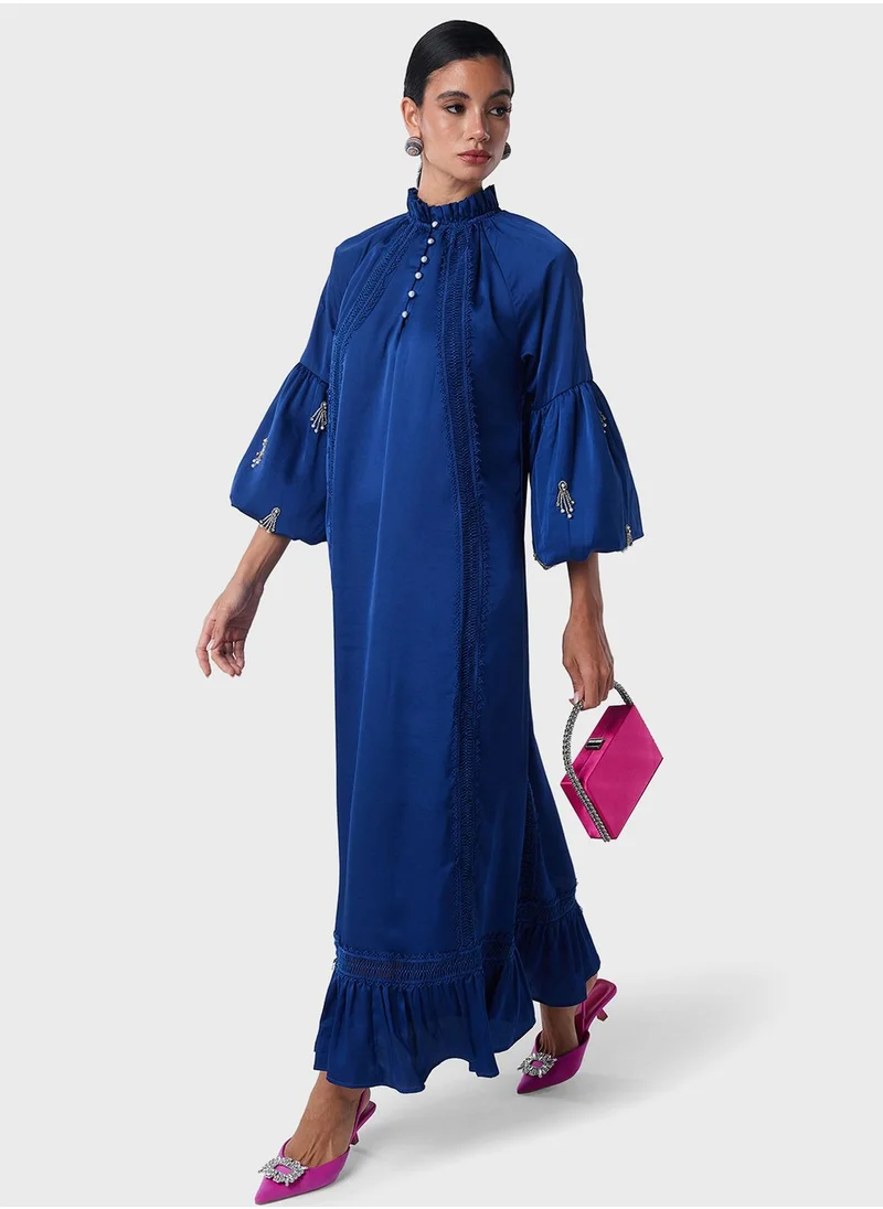 Threadz by Ajooni Peplum Hem Embellished Sleeve Kaftan