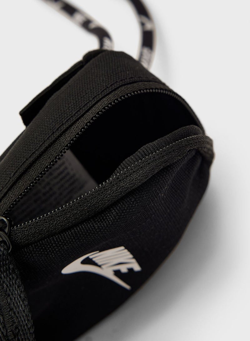 NIKE CLUB ACCESSORY POUCH - Image 4