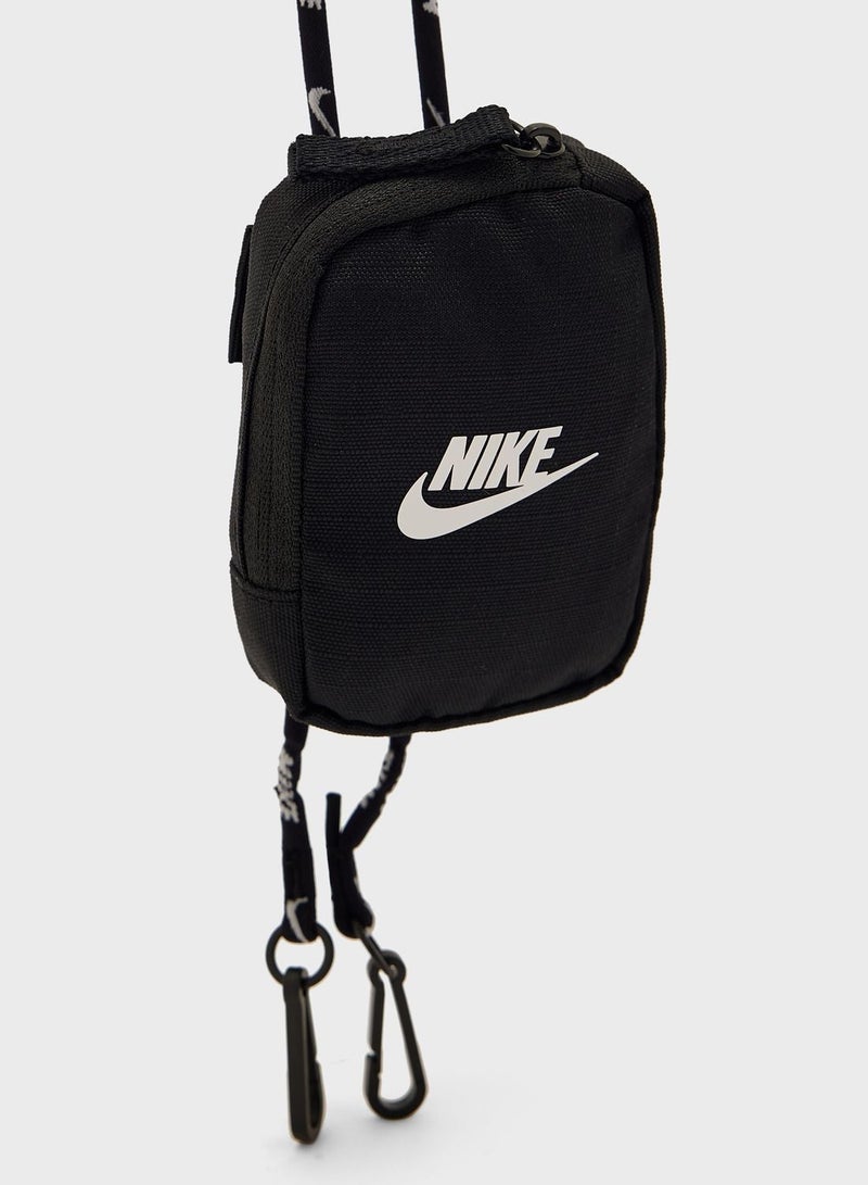 NIKE CLUB ACCESSORY POUCH - Image 3