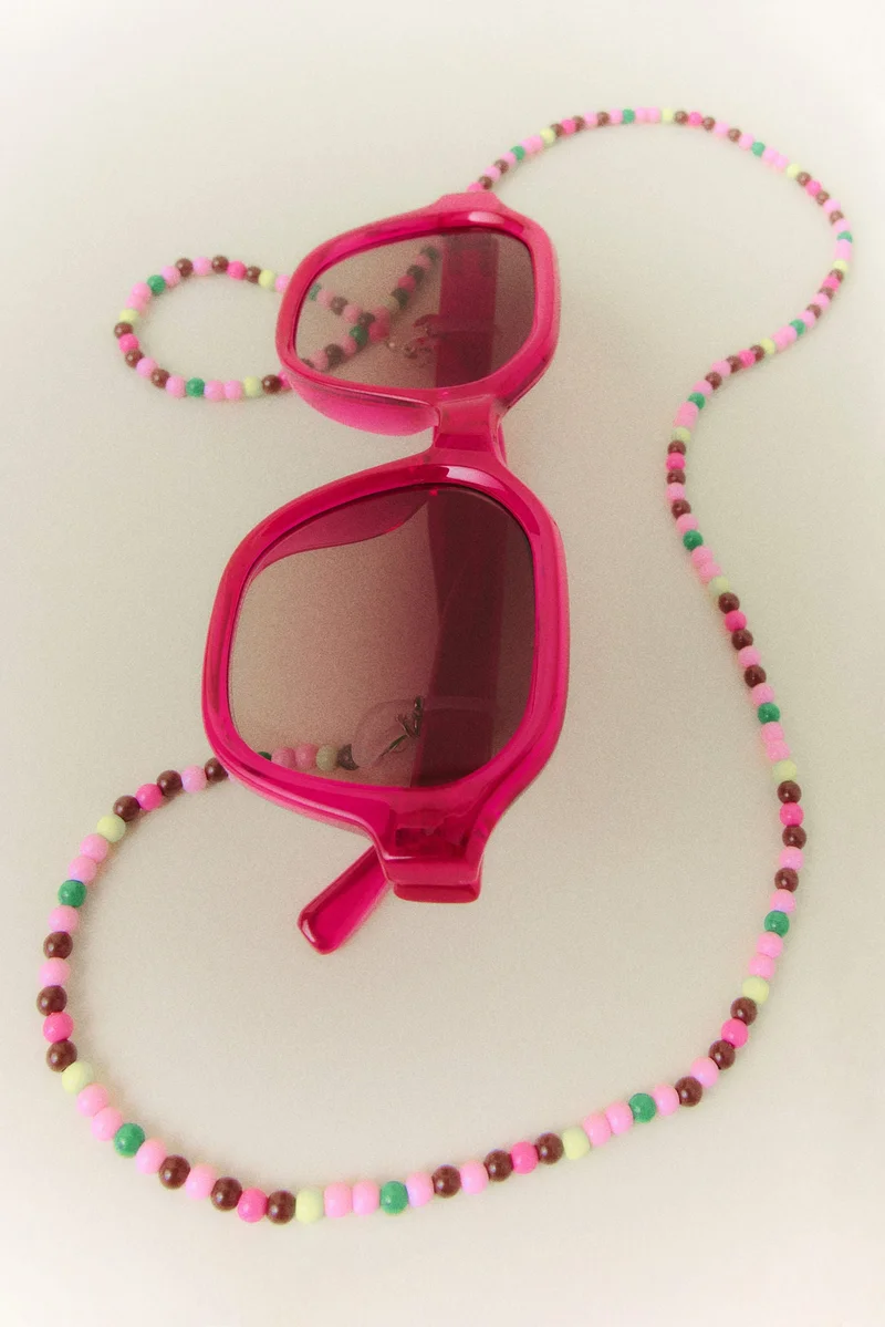 H&M Sunglasses and spectacle chain