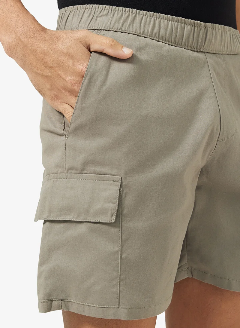 Robert Wood Cargo Shorts