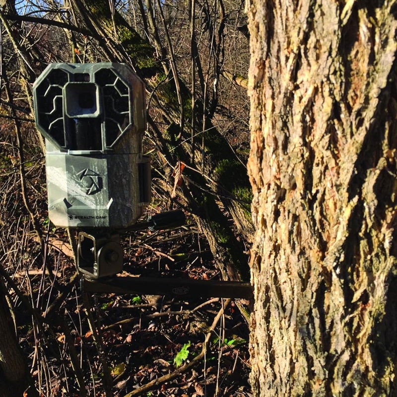 HME Trail Camera Holder Tree Mount with 360-degree Rotational Camera Head | Compact Sturdy Design | Easy Installation & Versatile Compatibility - Image 3