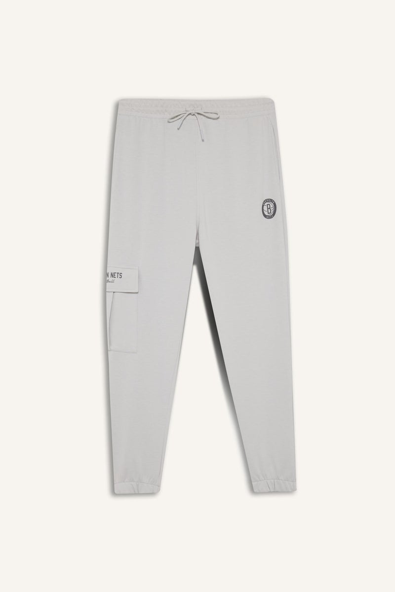 DeFacto Grey Man Standard Fit Brooklyn Nets Licensed Scuba Fabric Jogger Casual - Image 4