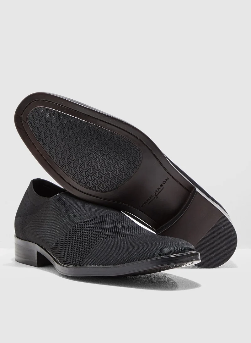 SKECHERS Mark Nason