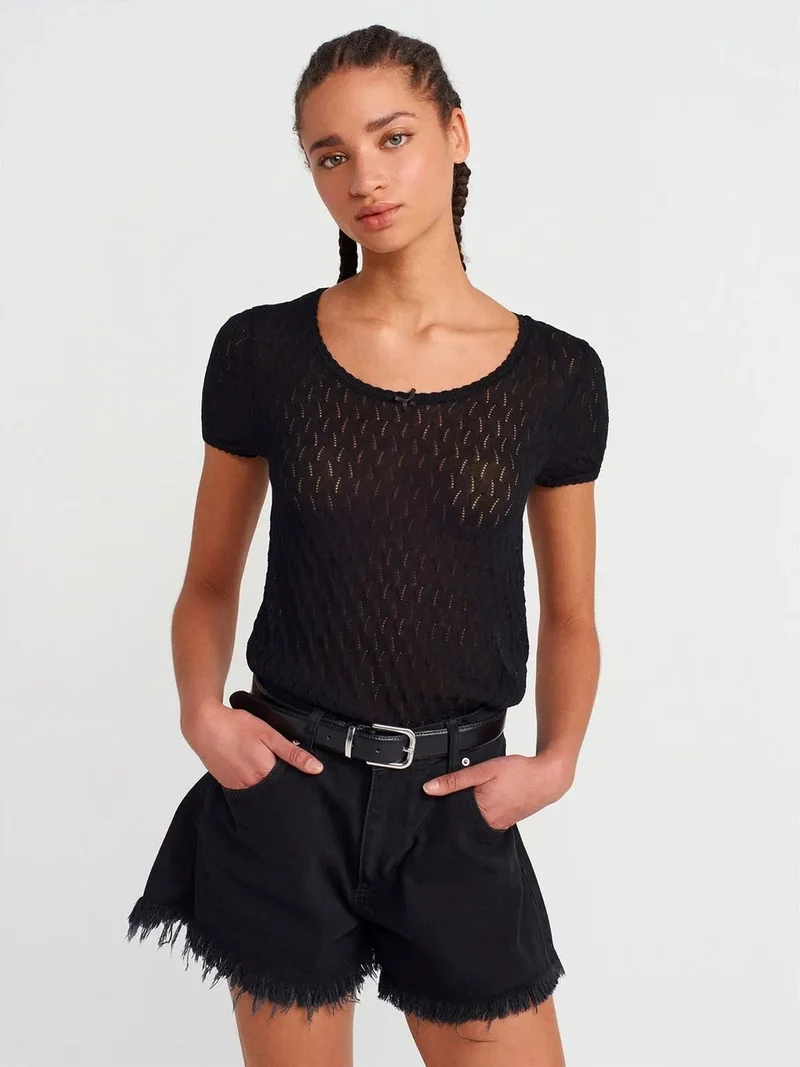 Dilvin DILVIN Textured Slim-fit Blouse With Bow Detail