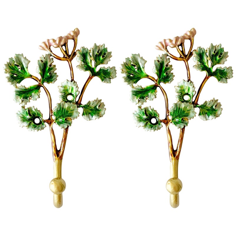 Pewery Vintage Tree LeafShaped Decorative Wall Hooks Rack Hangers for Hanging Clothes Coats Towels Keys Hats 2 Pack Antique Metal Mounted Wall Hook - Image 2