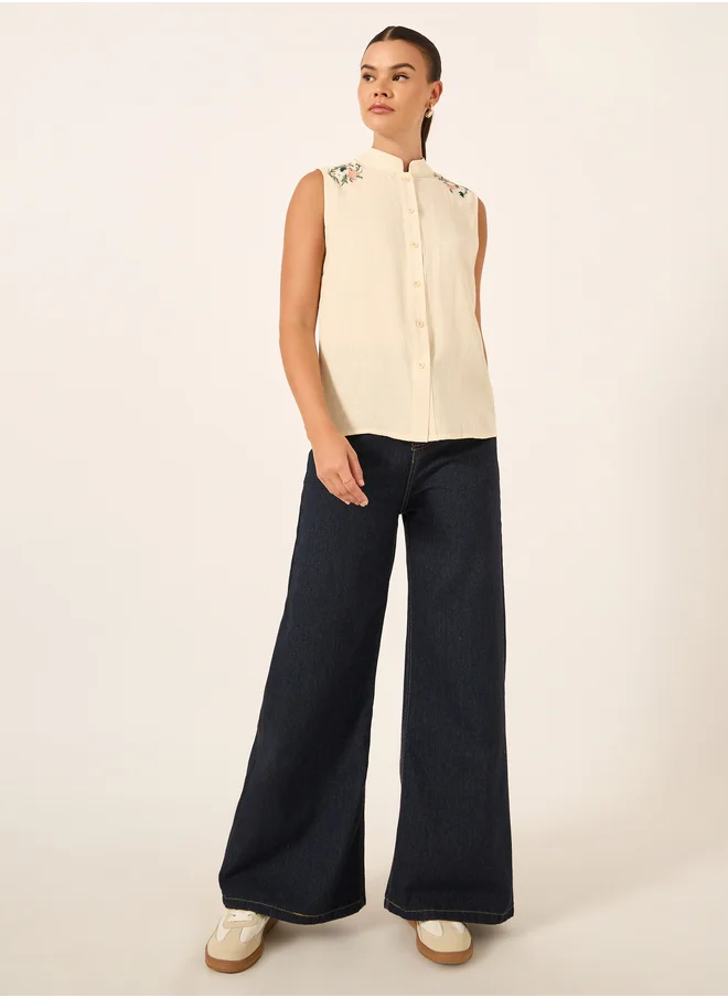 تايك تو Take Two Embroidered Mandarin Collar Sleeveless Blouse