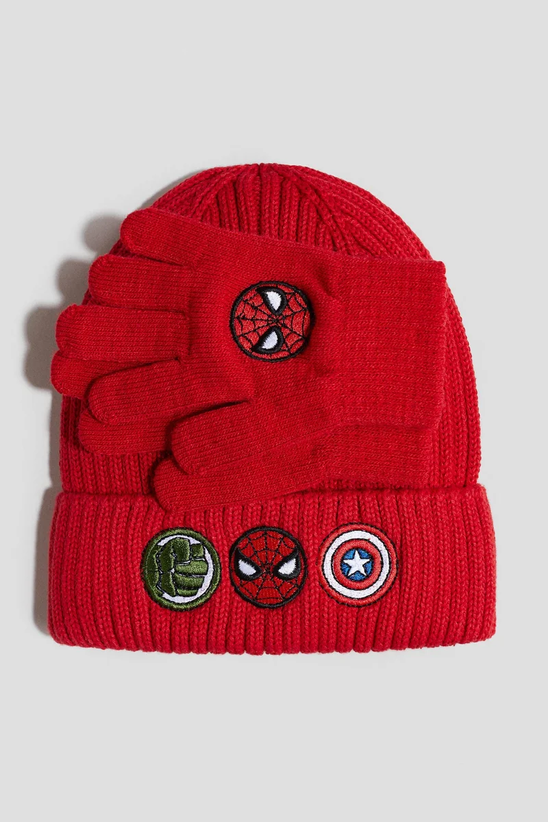 H&M 2-piece beanie and gloves set