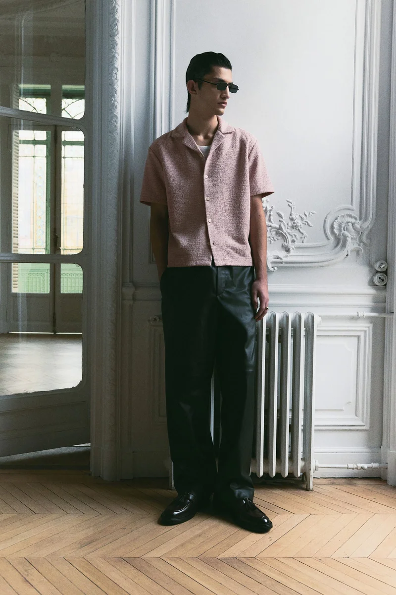 H&M Regular Fit Textured resort shirt