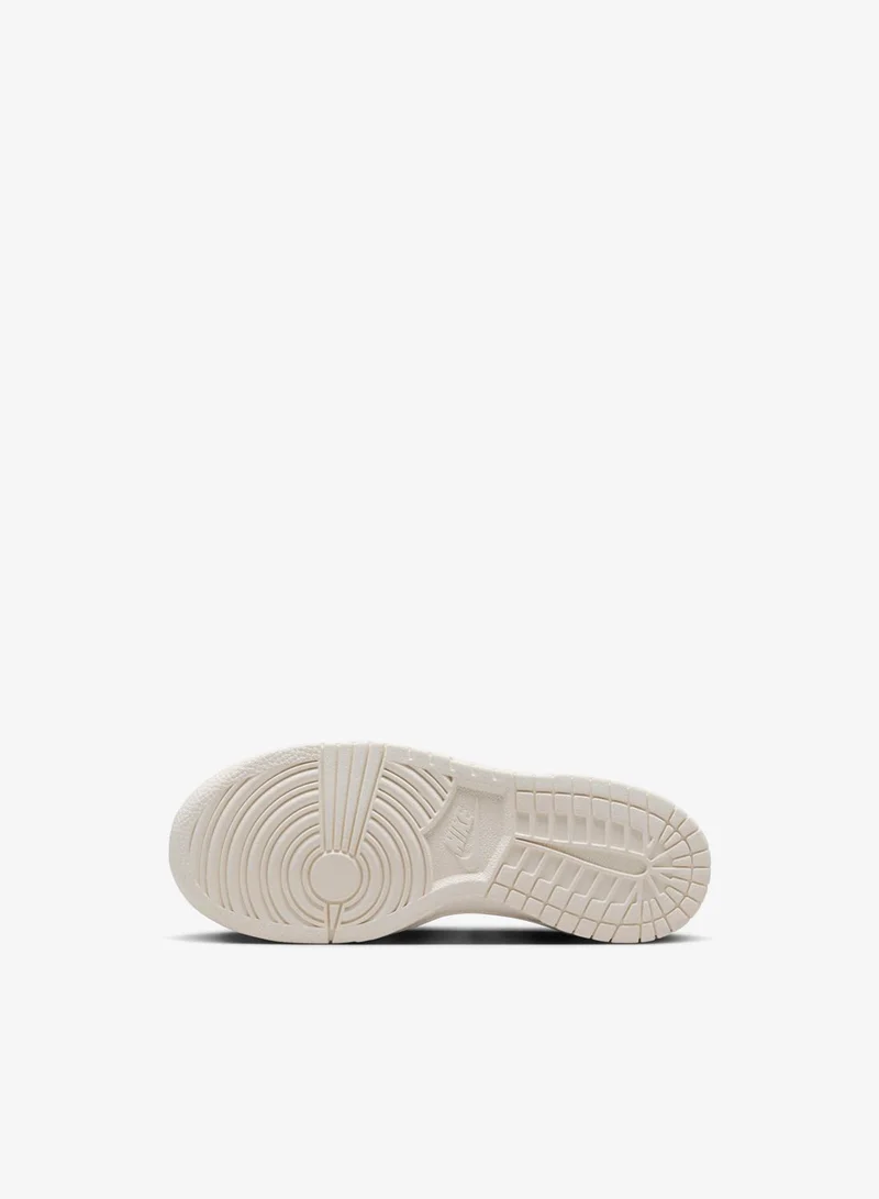 نايكي حذاء دنك لو للاطفال