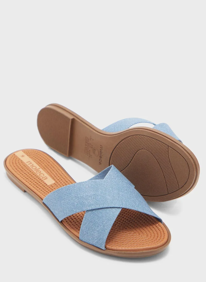 MOLECA Azariah Cross Strap Flat Sandals