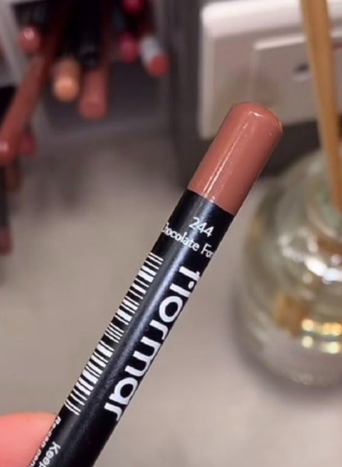Lip Waterproof Lipliner Pencil 244 Chocolate Fondue - Image 3