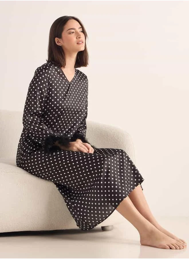 فاف All-Over Print Sleepshirt with Long Sleeves and V-neck