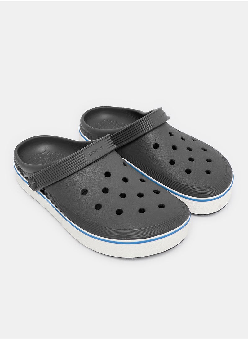 crocs - Fashionable Casual Sandal - Image 1