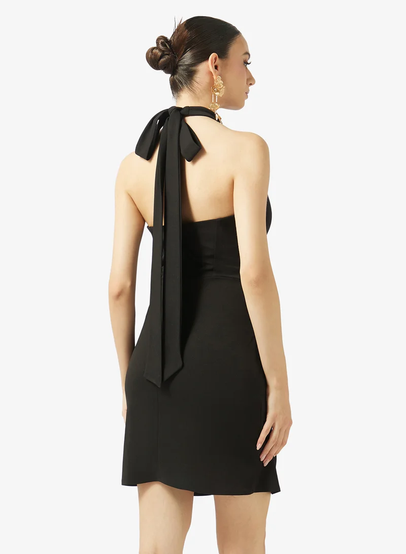 رينيه فستان قصير بياقة هالتر