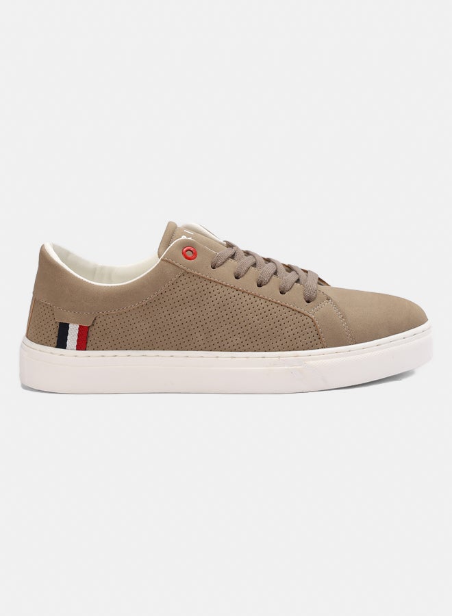 Grinta Men Sneakers