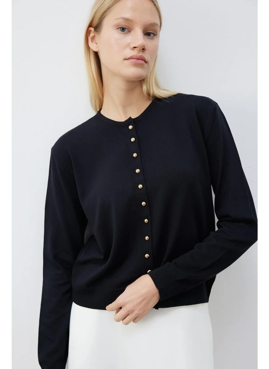 Tena Women's Black Buttoned Cardigan