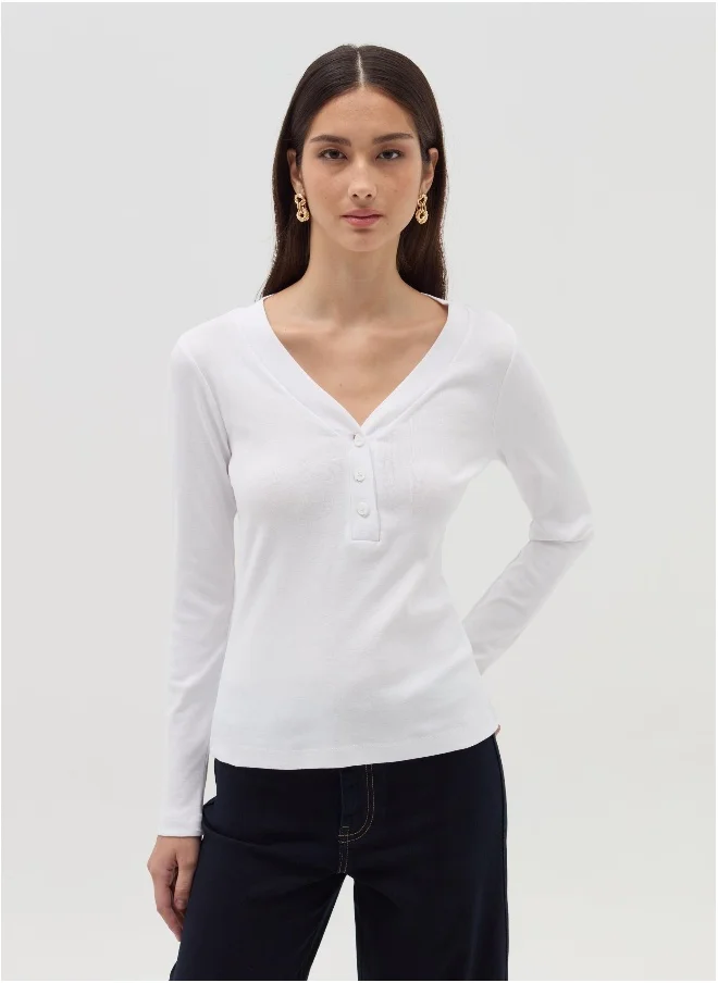 او في اس Long-sleeved T-shirt with granddad neckline