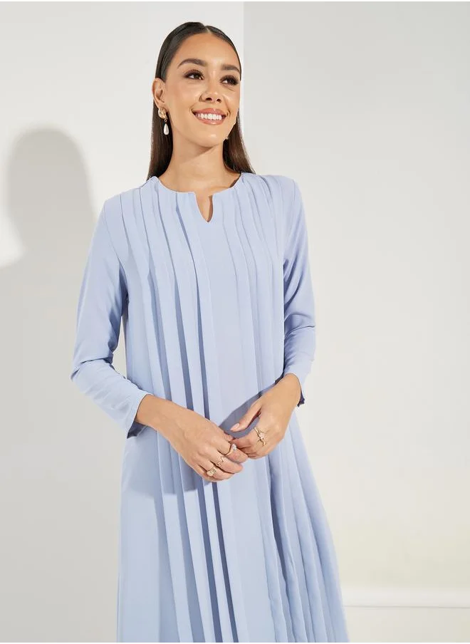 Styli Pleated Front Notch Neck Jalabiya