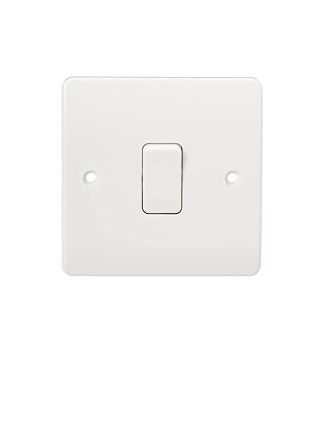 MK Logic Plus K4871 WHI 10A Single Pole 2 Way Plateswitch, 1 Gang - Image 2